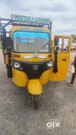 bajaj maxima c diesel