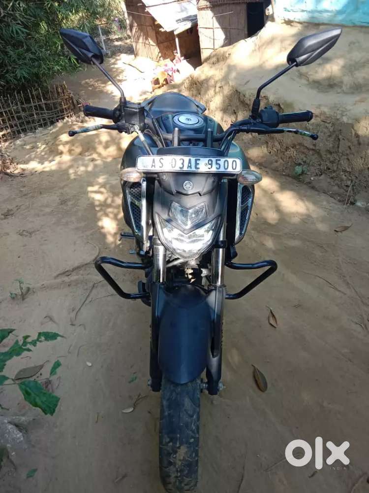 Yamaha fz price 75