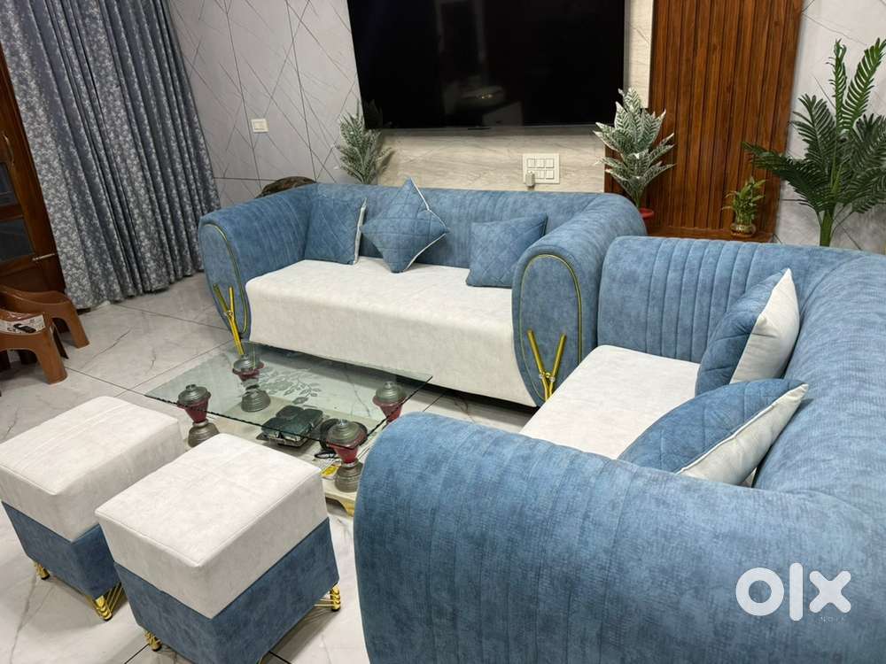 Fresh new peice sofa set