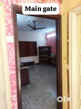 1 BHK FLAT FOR RENT ONLY FOR BACHELORS
