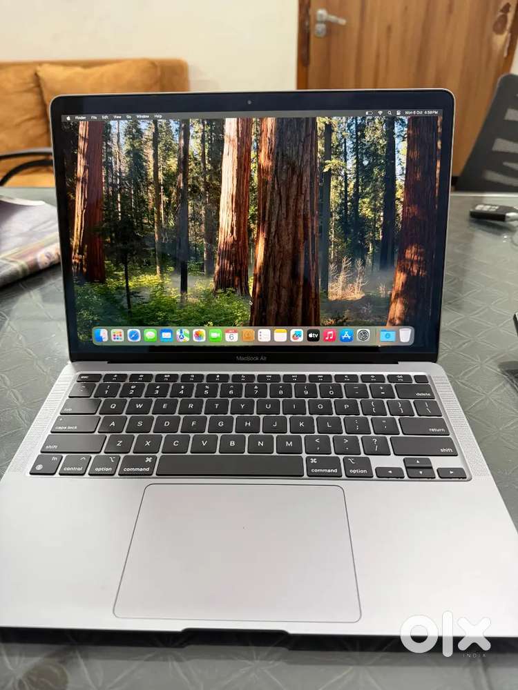 Macbook Air M1 Chip 512Gb Ssd 8GB Ram