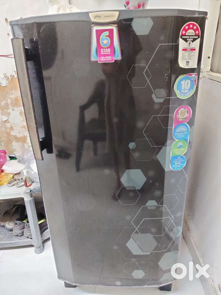 Godrej refrigerator 190 litres