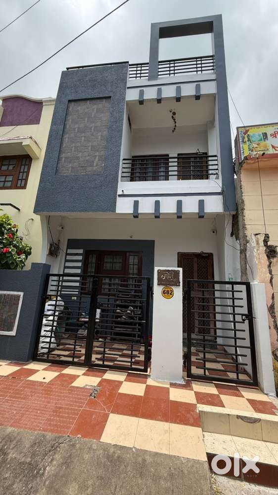 Garden facing duplex near dmart, rajendra nagar