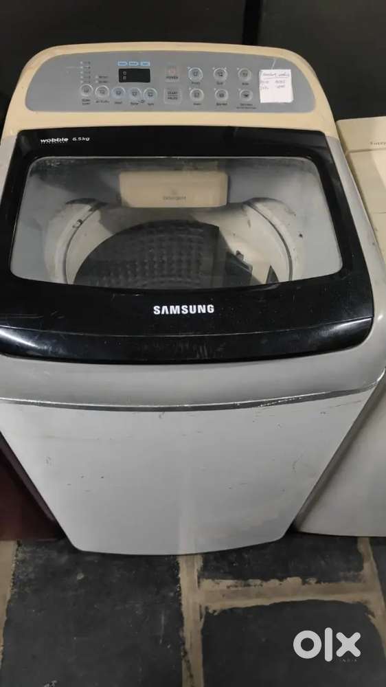 Secondhand used washing Machine available in good working condition.