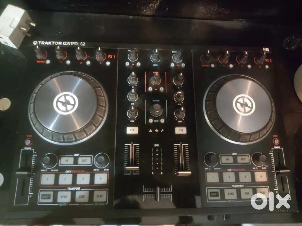 DJ SET - TRAKTOR S2 MK2