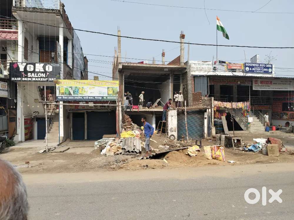 Front view showroom on padari bajar