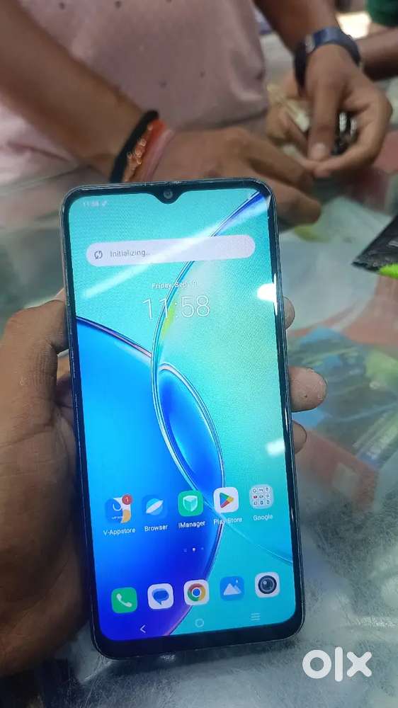 Vivo y17s 4/64 urgent sell