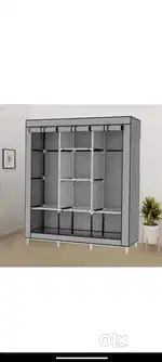 Foldable wardrobe