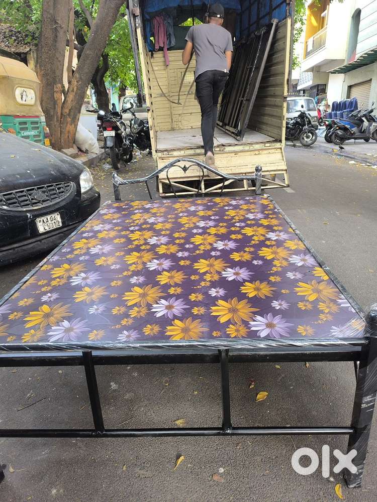 6x4 Steel Cot With Wooden Plywood Top