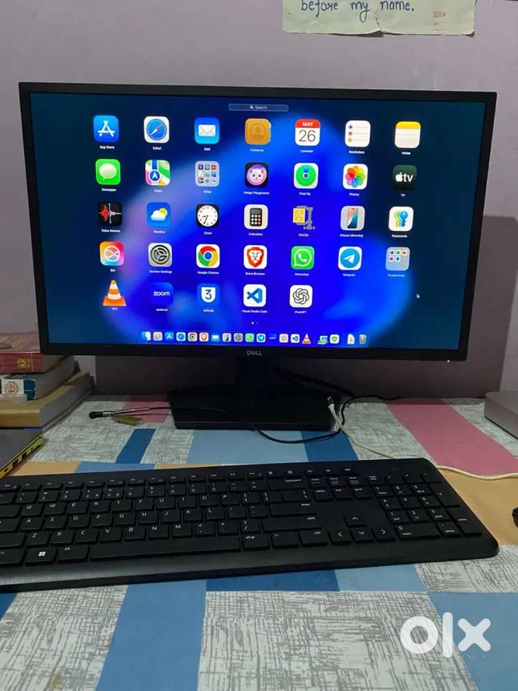 Apple mac mini desk setup