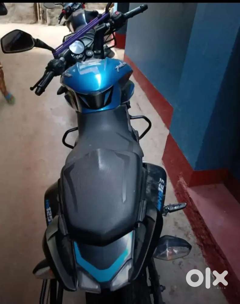 Pulsar NS125
