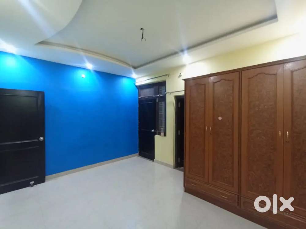 5 BHK For Commercial or Residential Purpose Near Mukhani Choraha