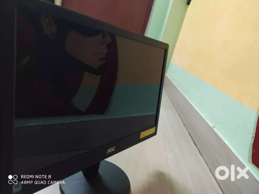 1 year old AOC monitor  New Condition..