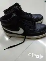 Nike mid court vision