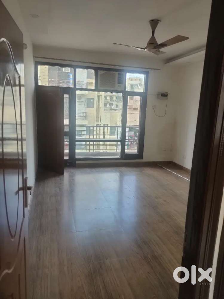 3bhk urgent sale ready to move well maintained