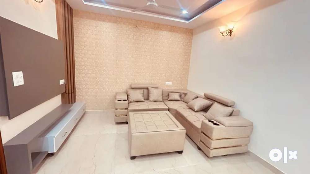 3BHK PREMIUM READY TO MOVE FLAT FOR SALE ON AIRPORT ROAD