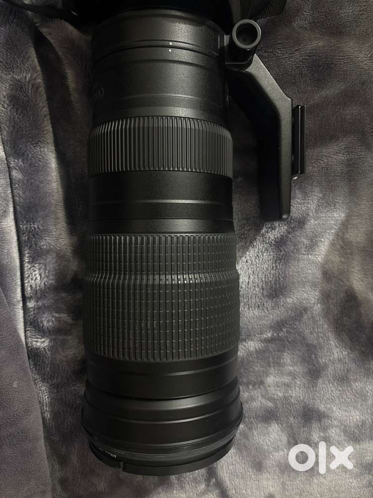 Nikon 200-500 mm f/5.6 ED