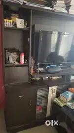 Tv Showcase Set