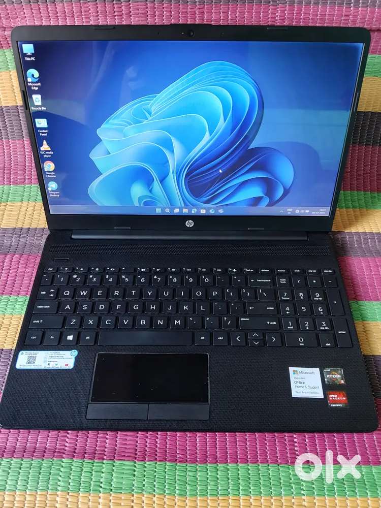 HP AMD Ryzen 3 New Condition Laptop
