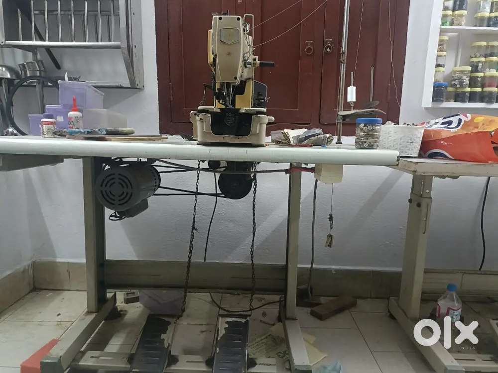 Juki kaja(781) and button(372 machine