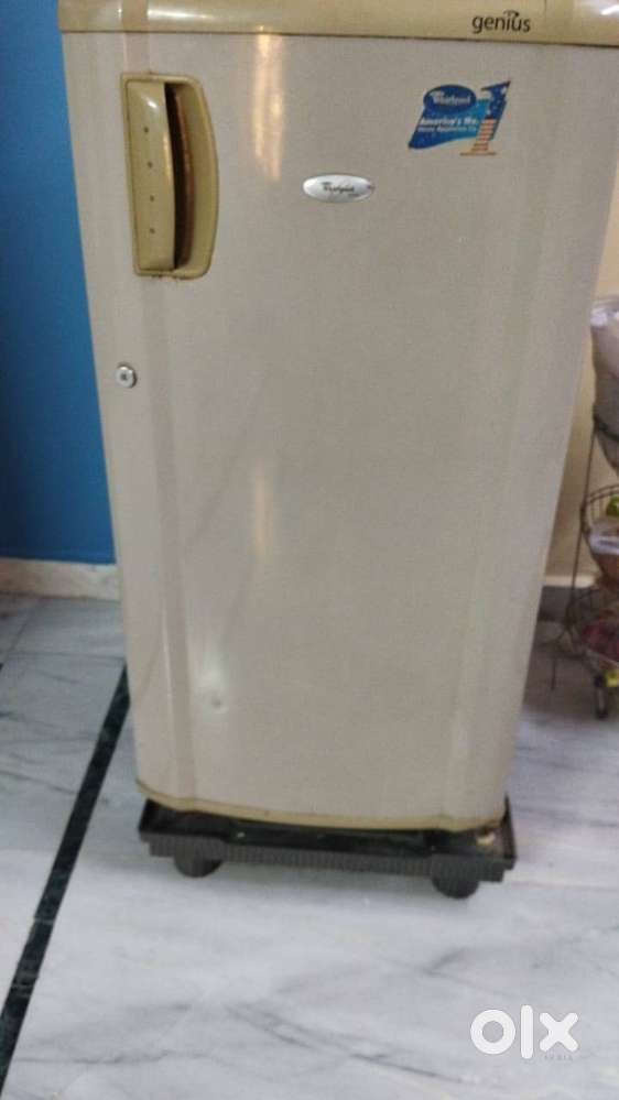 Whirlpool Single Door Fridge 190 Litres (Genius) – Working Condition