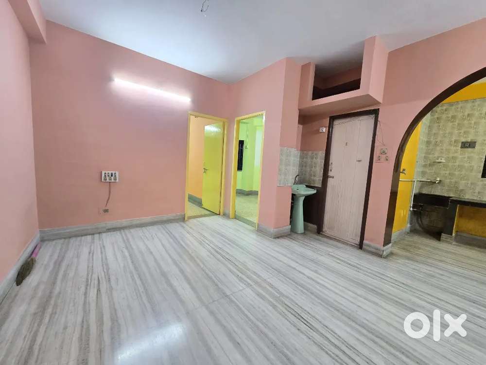 2 BHK FLAT FOR RENT IN TOLLYGUNJ METRO NEAR HARIDEVPUR