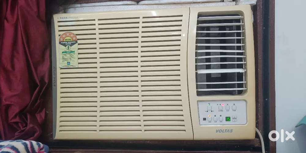 5 STAR WINDOW AC VOLTAS MAKE