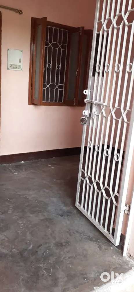 2BHK flat available for rent in Bandhu Nagar Birsa Chowk.