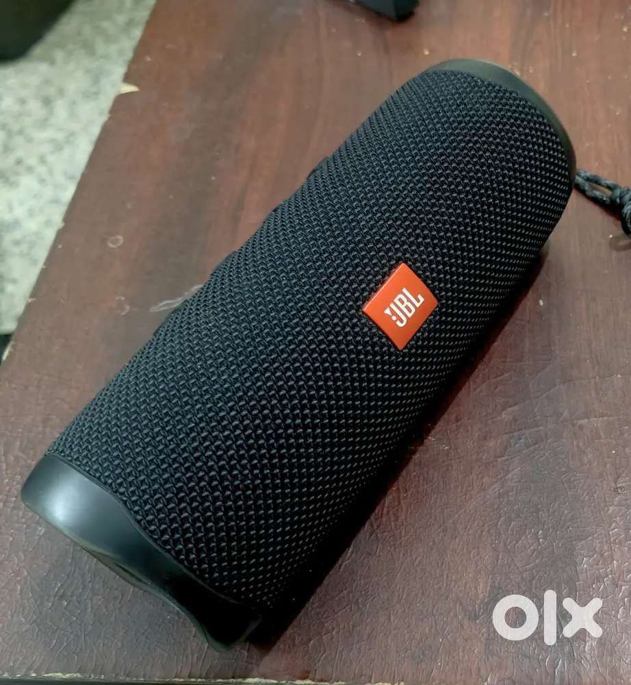 JBL Flip 5 Speaker