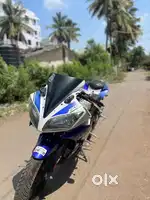 R15 V2 Model 2015
