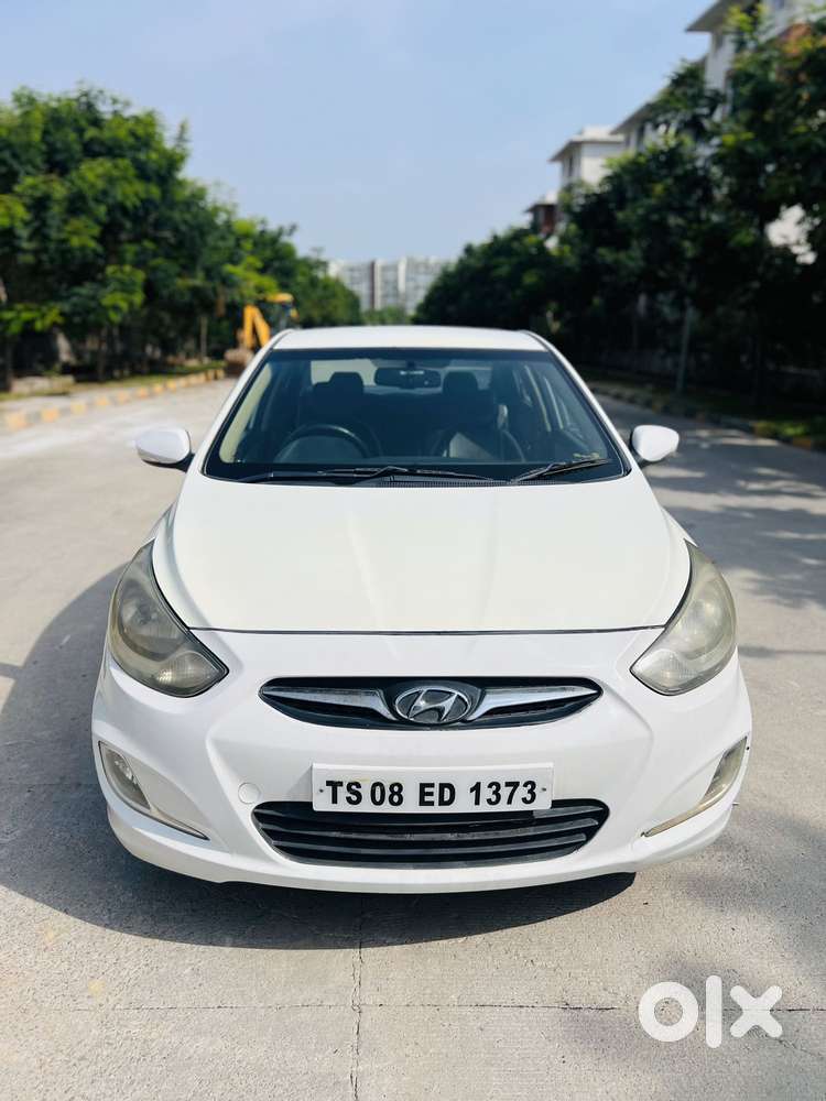 Hyundai Fluidic Verna 1.6 CRDi SX, 2014, Diesel