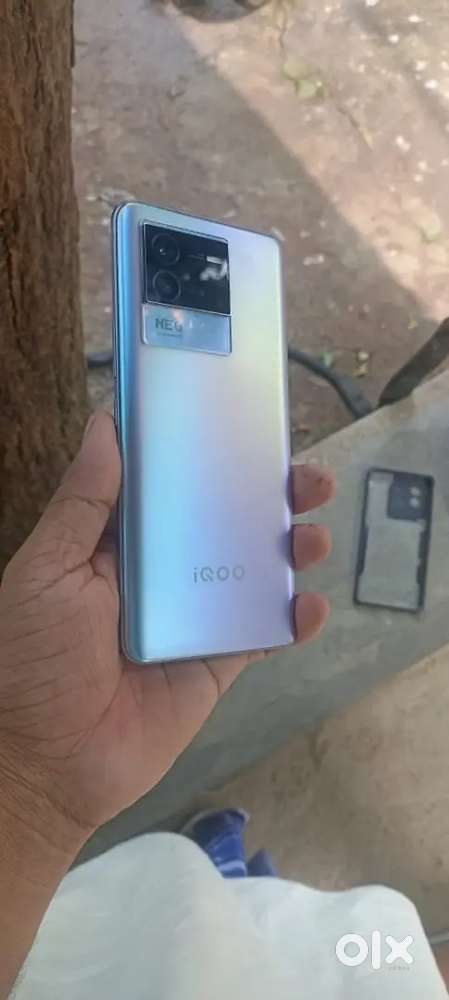 iQOO Neo 6 ((8/128))