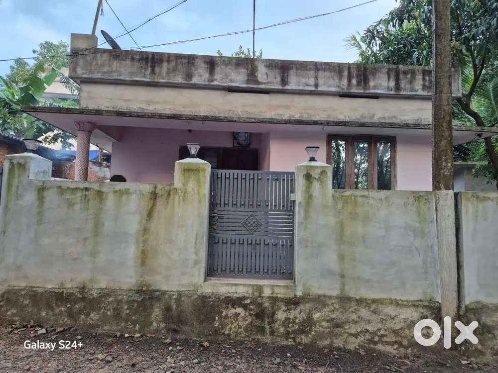 Home nearby Melpalai