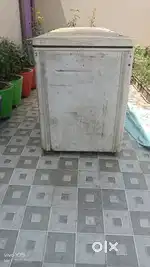 Dee fridge
