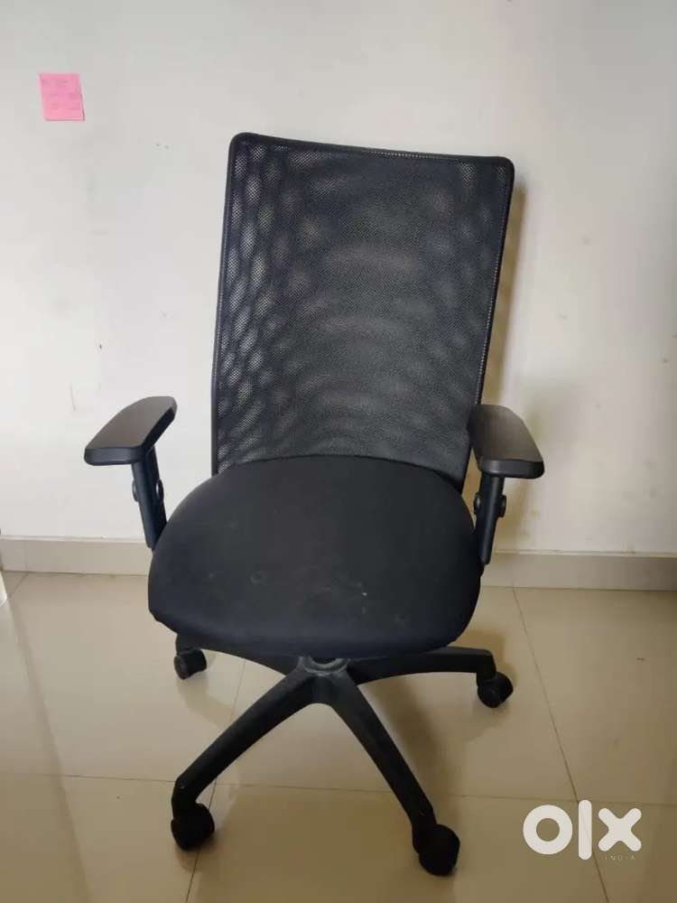 Office Chair, TV Trolley Table and 3 single mattresses