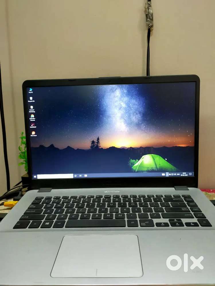 Selling fresh condition laptop