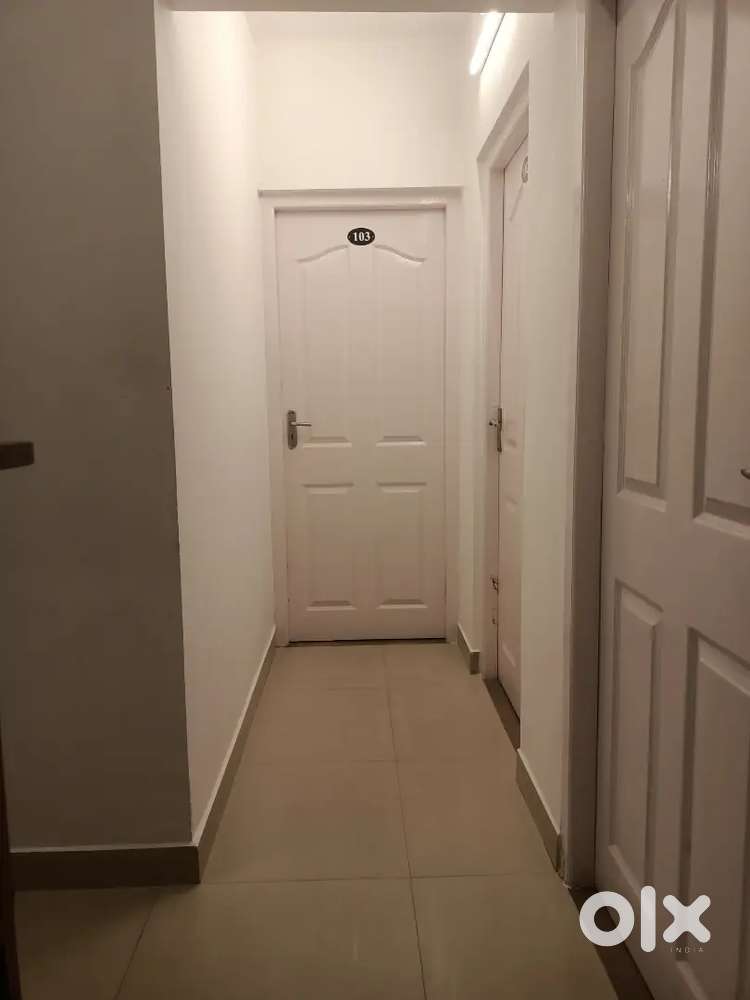 यहां नौकरी की रिक्ति है, हाउसकीपिंग स्टाफ की आवश्यकता है।