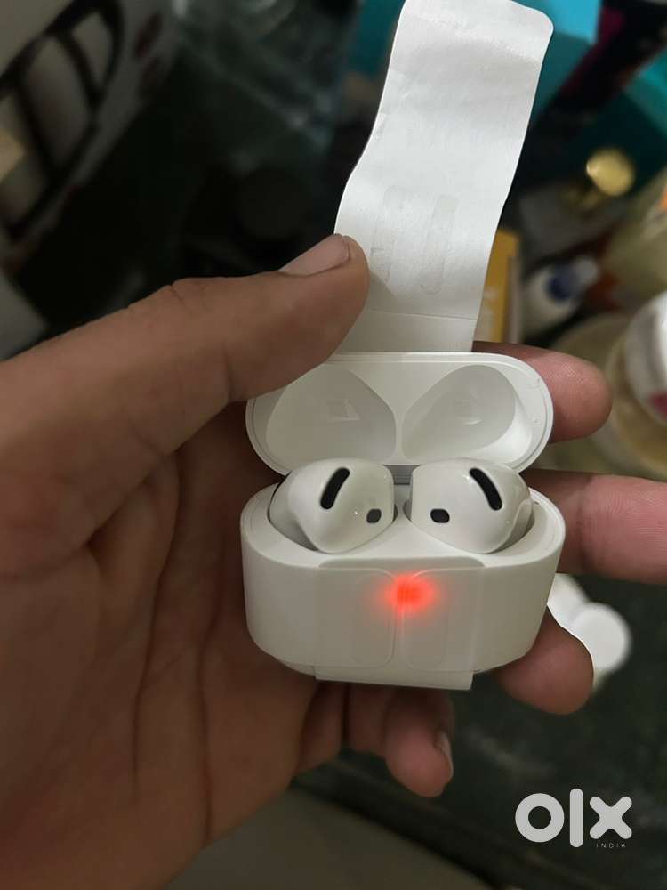 Airpods 4 active noice cancellation