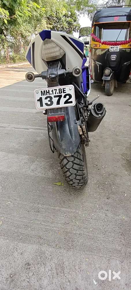 R15 V2  best condition bike