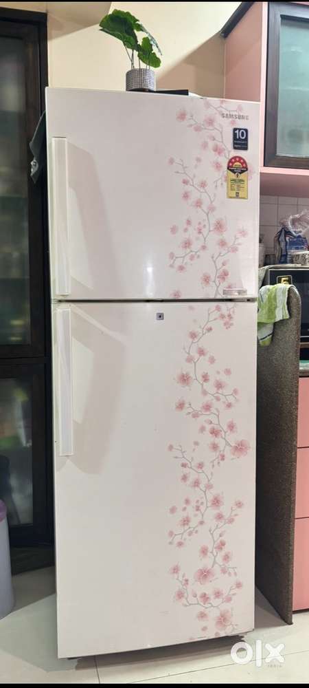 Samsung 328 ltr double door Freeze for sale in very good working cond