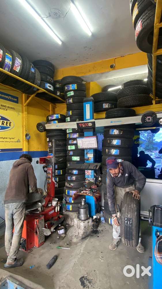 alignment And wheel balancing of all cars