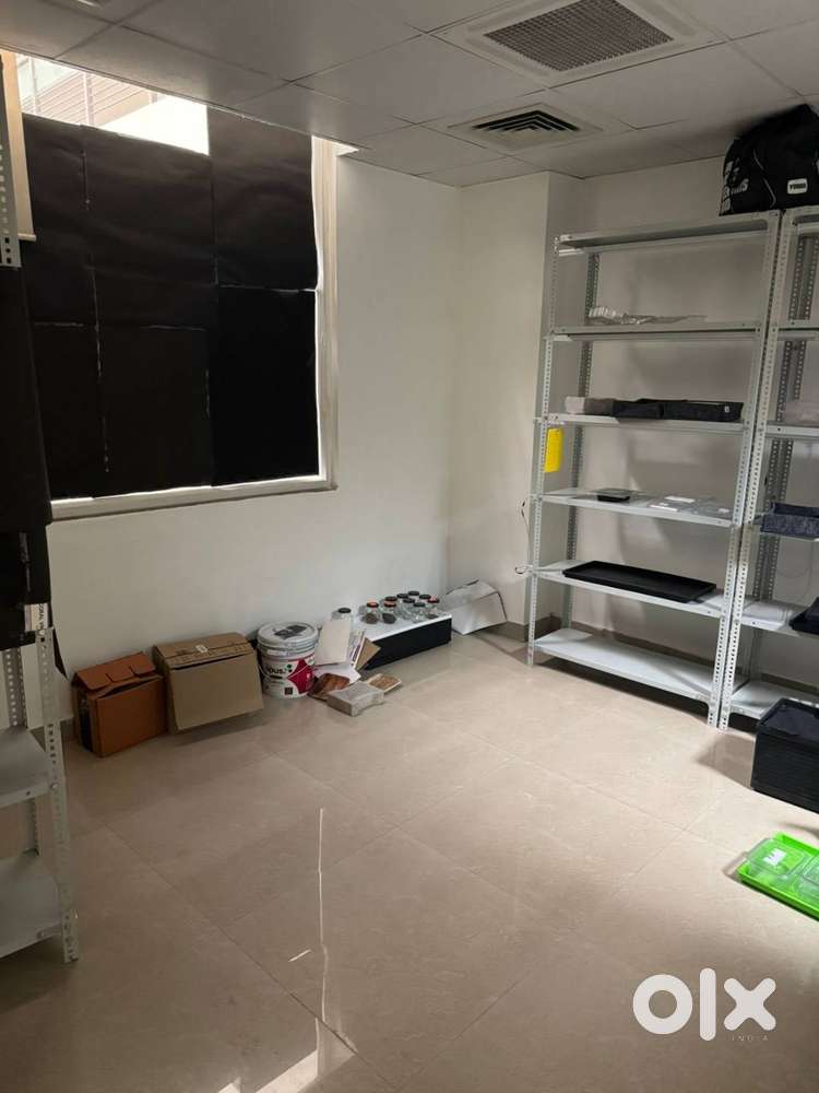 Office Space for Rent – 452 sq ft  Prime Location