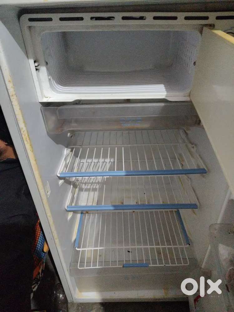 Fridge selling