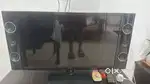 Panasonic TV (32 inch) with 4 in-built speakers