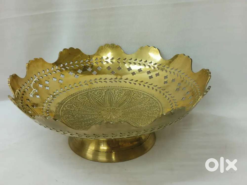 Antique pure brass solid heavy fruit bowl