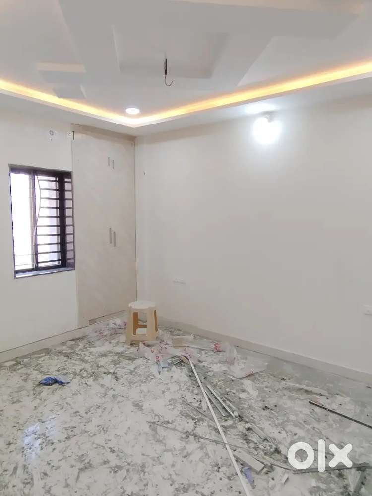 3 BHK flat for rent  semi furnished mangla