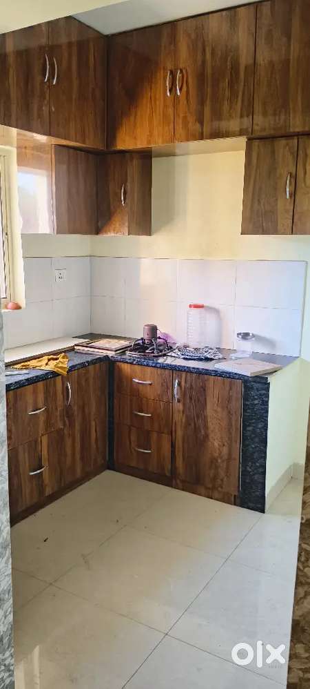 Royal Aawas 3bhk flat available ,rent 22000