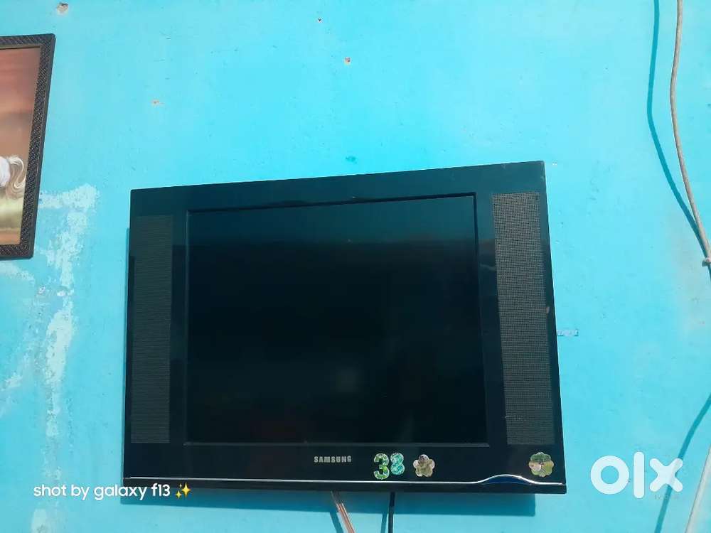 Samsung TV ( 18 inch ) all accessories