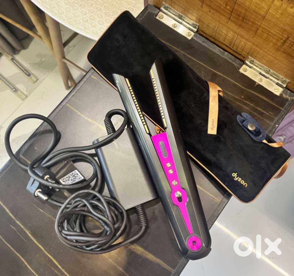 Luxury Appliance on SALE- DYSON CORDLESS STRAIGHTENER