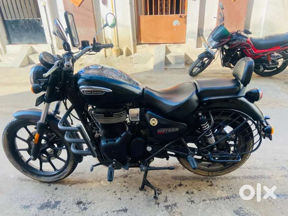 Royal Enfield meteor steller black new condition